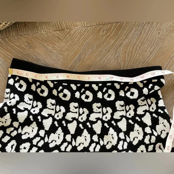 Philosophy Black & White Cat Print Full Skirt - Picture 3 of 7